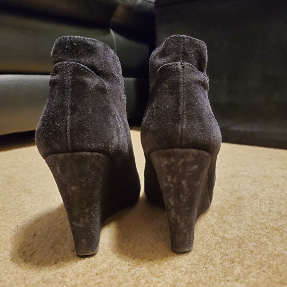 Via Spiga Fedora Suede Wedge Bootie sz 6 - Picture 4 of 9